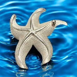 Vintage Giovanni Silver-Tone Starfish Brooch